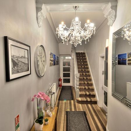 Rossall House , For Families & Couples Blackpool Esterno foto