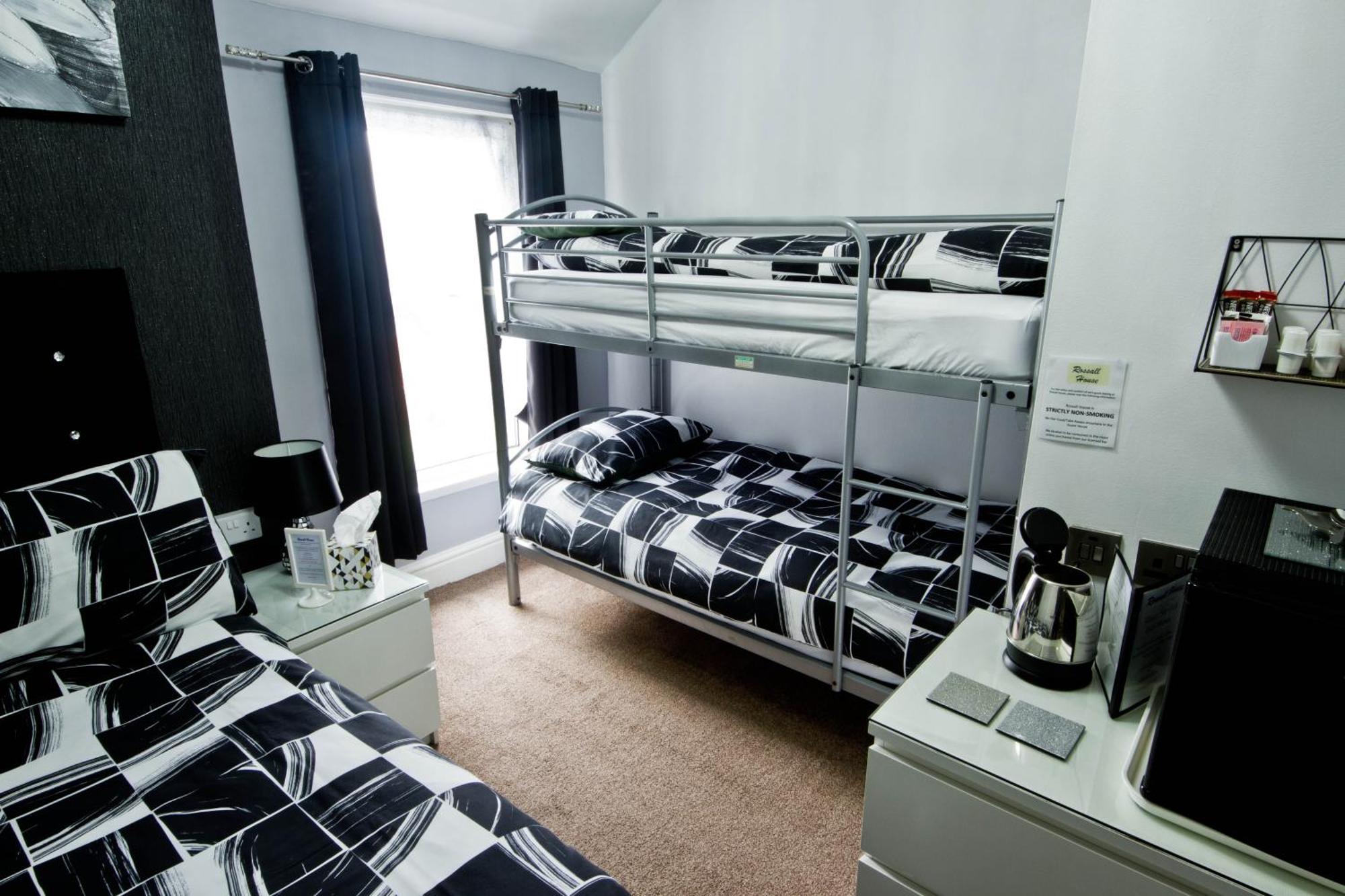 Rossall House , For Families & Couples Blackpool Esterno foto