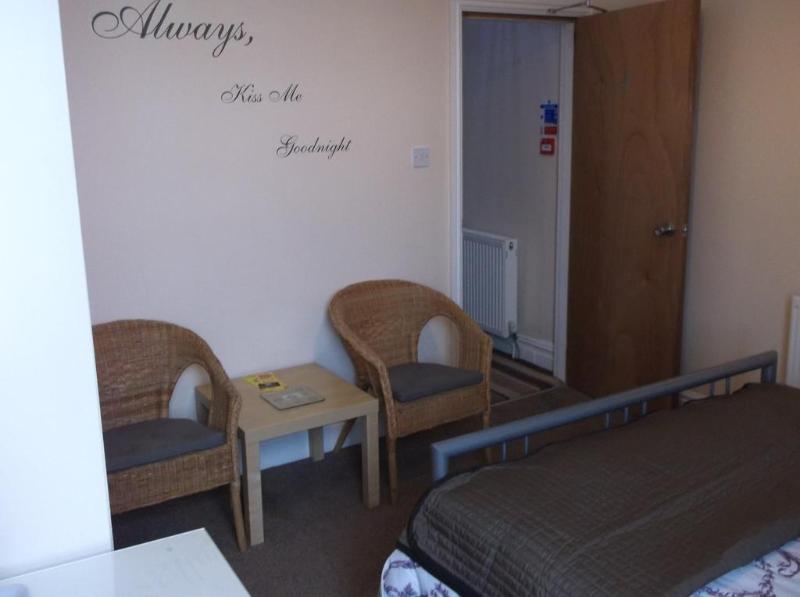 Rossall House , For Families & Couples Blackpool Esterno foto