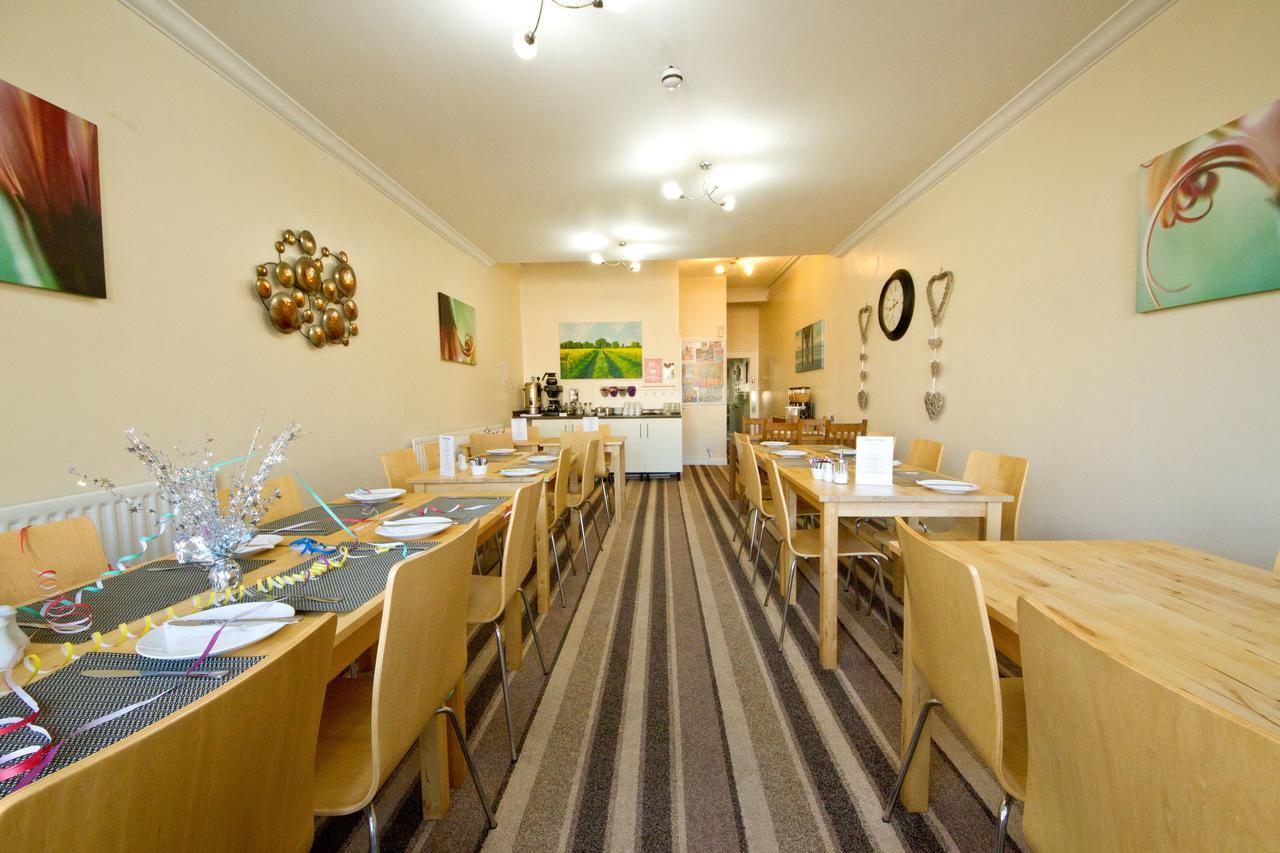 Rossall House , For Families & Couples Blackpool Esterno foto